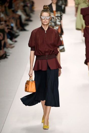 Fotoservizio/SS 2019/WOMEN/SFILATA/FENDI/DP2/26