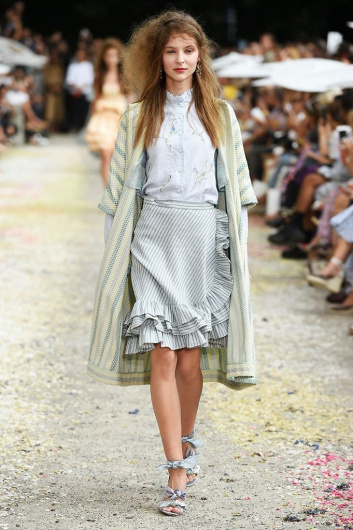 Fotoservizio/SS 2019/WOMEN/SFILATA/LUISA BECCARIA/DP2/0