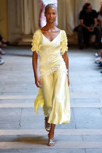 Fotoservizio/SS 2019/WOMEN/SFILATA/VIVETTA/DP2/3