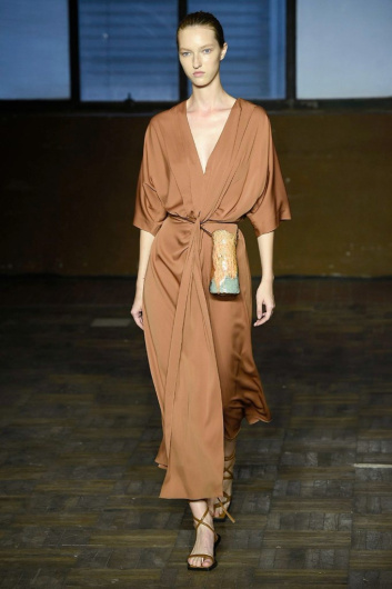 Fotoservizio/SS 2019/WOMEN/SFILATA/ERIKA CAVALLINI/DP2/1