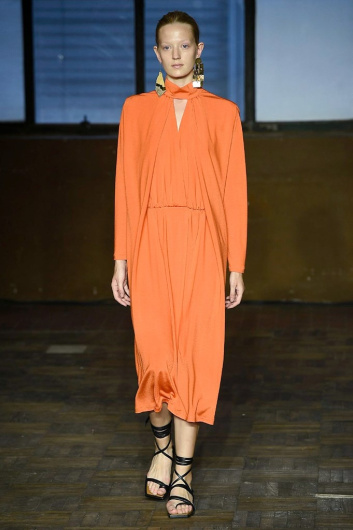 Fotoservizio/SS 2019/WOMEN/SFILATA/ERIKA CAVALLINI/DP2/2