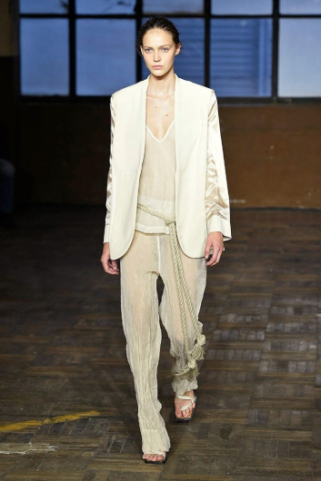 Fotoservizio/SS 2019/WOMEN/SFILATA/ERIKA CAVALLINI/DP2/33