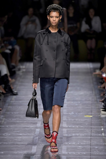 Fotoservizio/SS 2019/WOMEN/SFILATA/PRADA/DP2/3