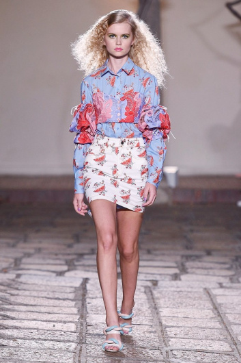 Fotoservizio/SS 2019/WOMEN/SFILATA/DAIZY SHELY/DP2/14