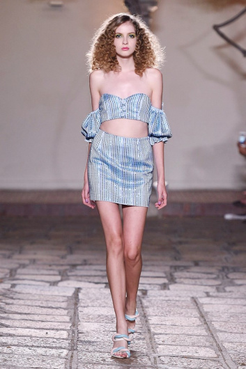 Fotoservizio/SS 2019/WOMEN/SFILATA/DAIZY SHELY/DP2/30
