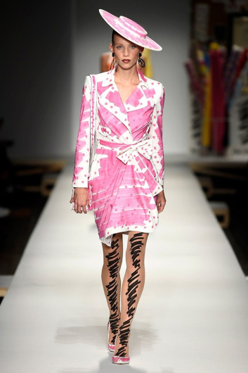 Fotoservizio/SS 2019/WOMEN/SFILATA/MOSCHINO/DP2/1