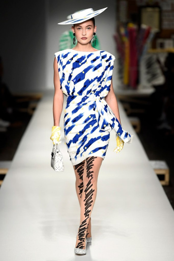Fotoservizio/SS 2019/WOMEN/SFILATA/MOSCHINO/DP2/0