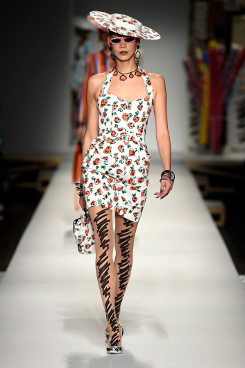 Fotoservizio/SS 2019/WOMEN/SFILATA/MOSCHINO/DP2/15