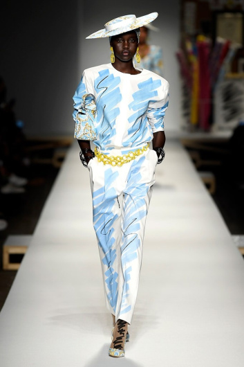 Fotoservizio/SS 2019/WOMEN/SFILATA/MOSCHINO/DP2/9