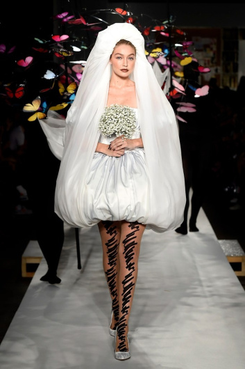Fotoservizio/SS 2019/WOMEN/SFILATA/MOSCHINO/DP2/8