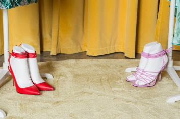 Fotoservizio/SS 2019/WOMEN/PRESENTAZIONE/ATTICO/DP2/0