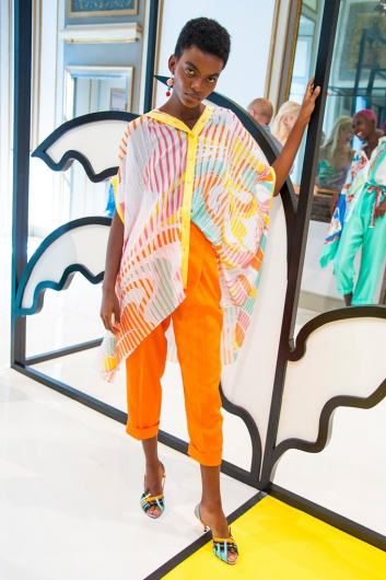 Fotoservizio/SS 2019/WOMEN/PRESENTAZIONE/EMILIO PUCCI/DP2/15