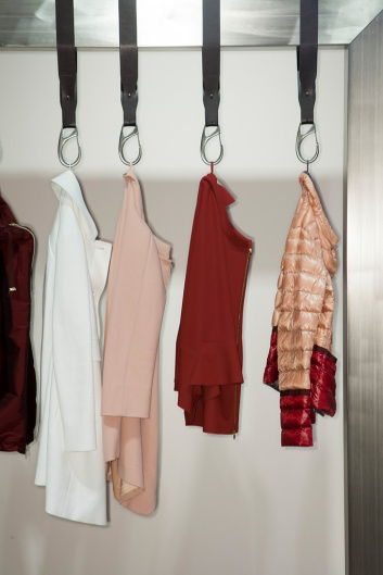 Fotoservizio/SS 2019/WOMEN/PRESENTAZIONE/HERNO/DP2/5