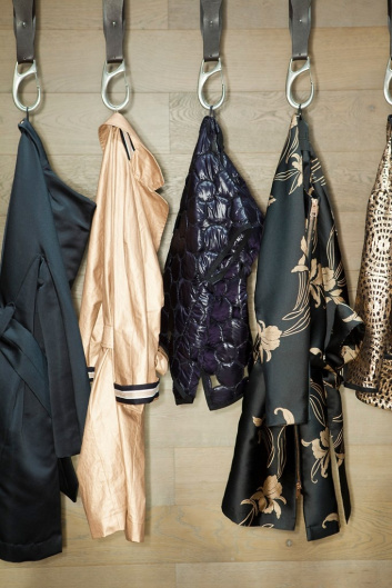 Fotoservizio/SS 2019/WOMEN/PRESENTAZIONE/HERNO/DP2/37