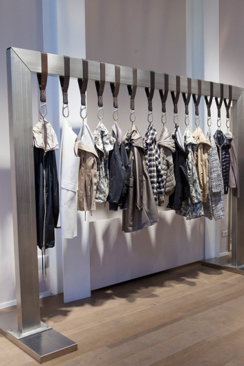 Fotoservizio/SS 2019/WOMEN/PRESENTAZIONE/HERNO/DP2/59