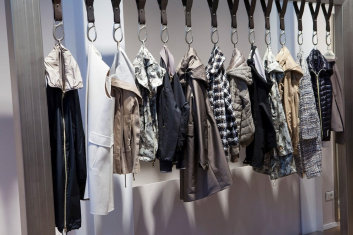 Fotoservizio/SS 2019/WOMEN/PRESENTAZIONE/HERNO/DP2/60