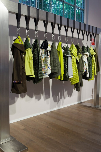 Fotoservizio/SS 2019/WOMEN/PRESENTAZIONE/HERNO/DP2/57