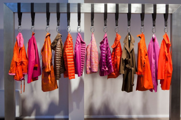 Fotoservizio/SS 2019/WOMEN/PRESENTAZIONE/HERNO/DP2/58