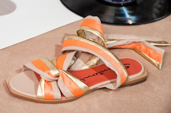 Fotoservizio/SS 2019/WOMEN/PRESENTAZIONE/SANTONI/DP2/12