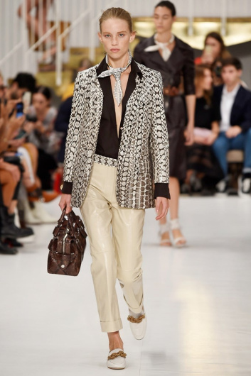 Fotoservizio/SS 2019/WOMEN/SFILATA/TOD'S/DP2/0