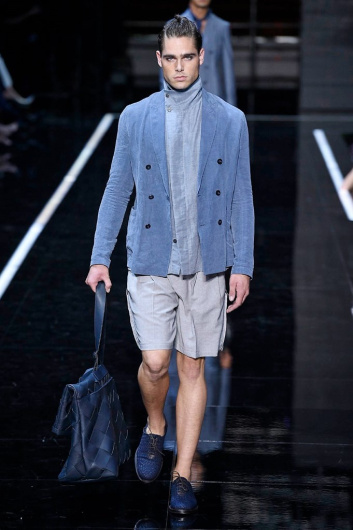 Fotoservizio/SS 2019/WOMEN/SFILATA/EMPORIO ARMANI/DP2/10