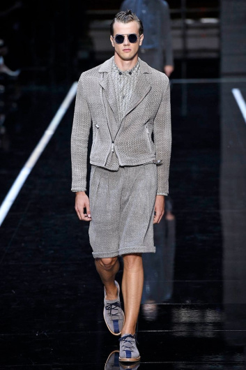Fotoservizio/SS 2019/WOMEN/SFILATA/EMPORIO ARMANI/DP2/16
