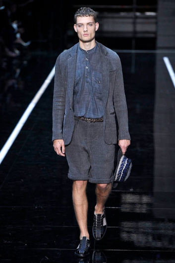 Fotoservizio/SS 2019/WOMEN/SFILATA/EMPORIO ARMANI/DP2/17