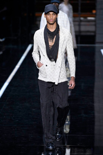 Fotoservizio/SS 2019/WOMEN/SFILATA/EMPORIO ARMANI/DP2/24