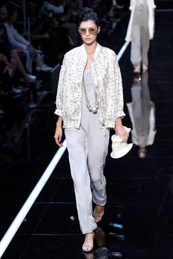 Fotoservizio/SS 2019/WOMEN/SFILATA/EMPORIO ARMANI/DP2/50