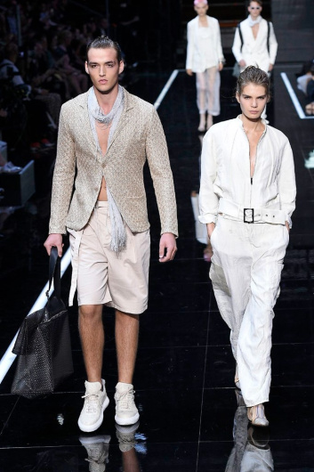 Fotoservizio/SS 2019/WOMEN/SFILATA/EMPORIO ARMANI/DP2/54