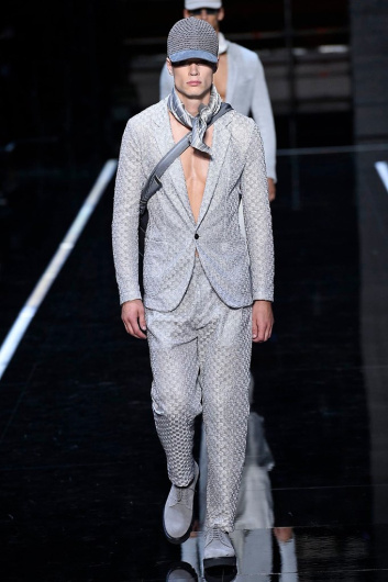 Fotoservizio/SS 2019/WOMEN/SFILATA/EMPORIO ARMANI/DP2/70