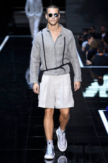 Fotoservizio/SS 2019/WOMEN/SFILATA/EMPORIO ARMANI/DP2/63