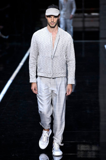 Fotoservizio/SS 2019/WOMEN/SFILATA/EMPORIO ARMANI/DP2/65