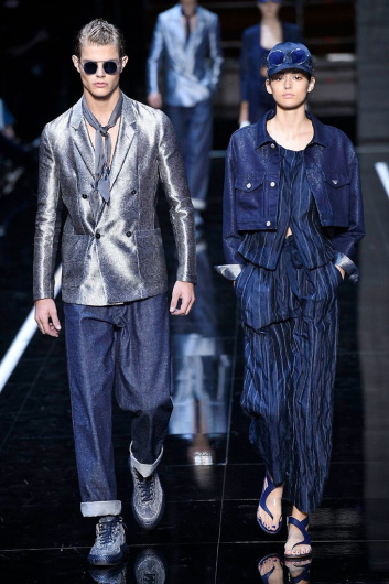 Fotoservizio/SS 2019/WOMEN/SFILATA/EMPORIO ARMANI/DP2/91