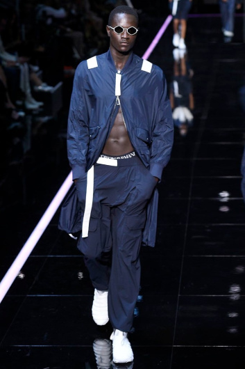 Fotoservizio/SS 2019/WOMEN/SFILATA/EMPORIO ARMANI/DP2/99
