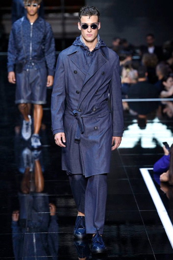 Fotoservizio/SS 2019/WOMEN/SFILATA/EMPORIO ARMANI/DP2/94