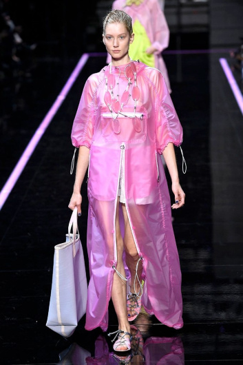 Fotoservizio/SS 2019/WOMEN/SFILATA/EMPORIO ARMANI/DP2/107
