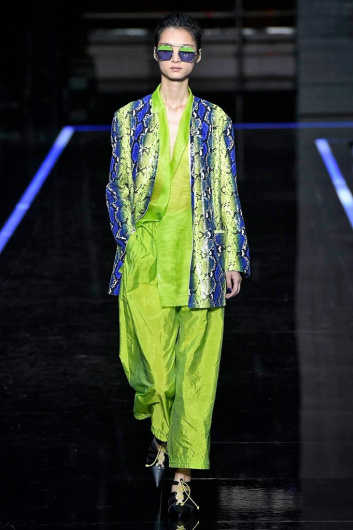 Fotoservizio/SS 2019/WOMEN/SFILATA/EMPORIO ARMANI/DP2/125