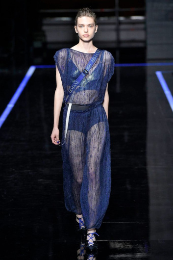 Fotoservizio/SS 2019/WOMEN/SFILATA/EMPORIO ARMANI/DP2/133