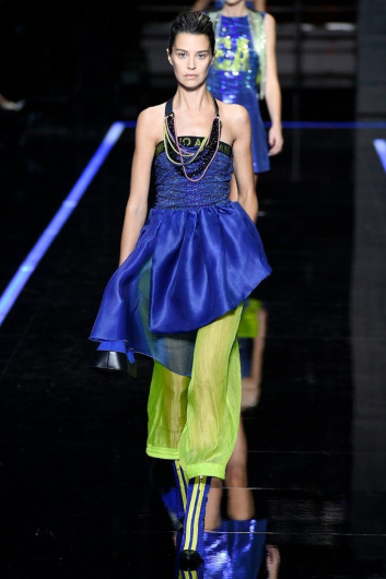 Fotoservizio/SS 2019/WOMEN/SFILATA/EMPORIO ARMANI/DP2/148