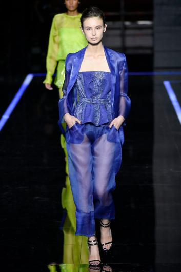 Fotoservizio/SS 2019/WOMEN/SFILATA/EMPORIO ARMANI/DP2/143