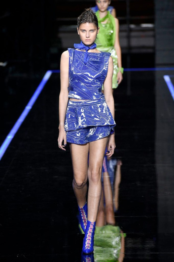 Fotoservizio/SS 2019/WOMEN/SFILATA/EMPORIO ARMANI/DP2/145