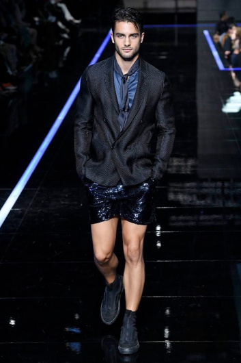 Fotoservizio/SS 2019/WOMEN/SFILATA/EMPORIO ARMANI/DP2/164