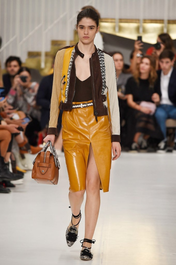 Fotoservizio/SS 2019/WOMEN/SFILATA/TOD'S/DP2/4