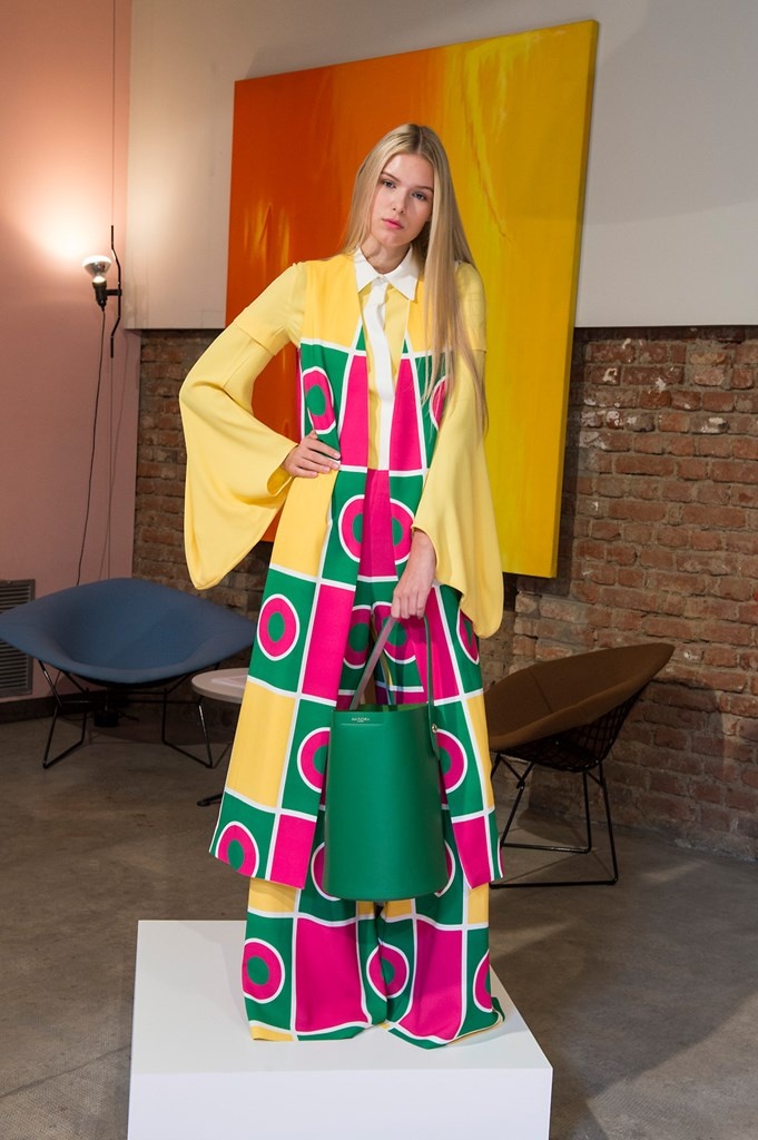 Fotoservizio/SS 2019/WOMEN/PRESENTAZIONE/SARA BATTAGLIA/DP2/1