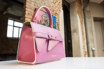 Fotoservizio/SS 2019/WOMEN/PRESENTAZIONE/SARA BATTAGLIA/DP2/31