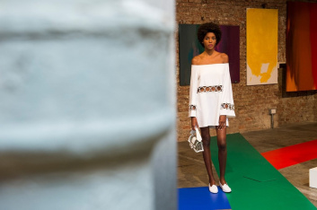 Fotoservizio/SS 2019/WOMEN/PRESENTAZIONE/SARA BATTAGLIA/DP2/52