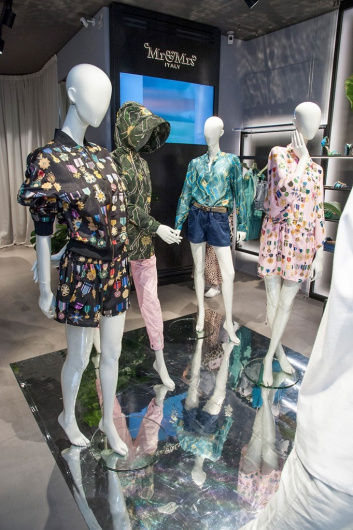 Fotoservizio/SS 2019/WOMEN/PRESENTAZIONE/MR & MRS ITALY/DP2/16