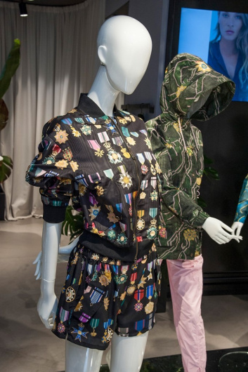 Fotoservizio/SS 2019/WOMEN/PRESENTAZIONE/MR & MRS ITALY/DP2/17