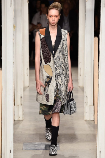 Fotoservizio/SS 2019/WOMEN/SFILATA/ANTONIO MARRAS/DP2/4